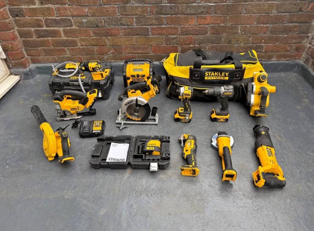 buy power tools set 
buy power tools set online
best cordless power tool set," "professional drill and impact driver combo, buy power tool set - cordless drill and driver combo kit. cordless power tool set, drill and impact driver, professional tool kit, buy tools online