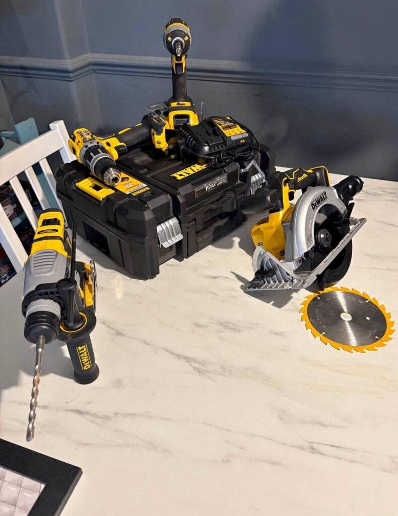 DeWalt Power Tool Set An Essential 7-Piece Kit Review best dewalt power tool set 2025 7 piece