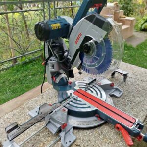 Bosch GCM 12 GDL 2000W Professional Electric Jigsaw for DIY and woodworking. bosch gcm 12 gdl